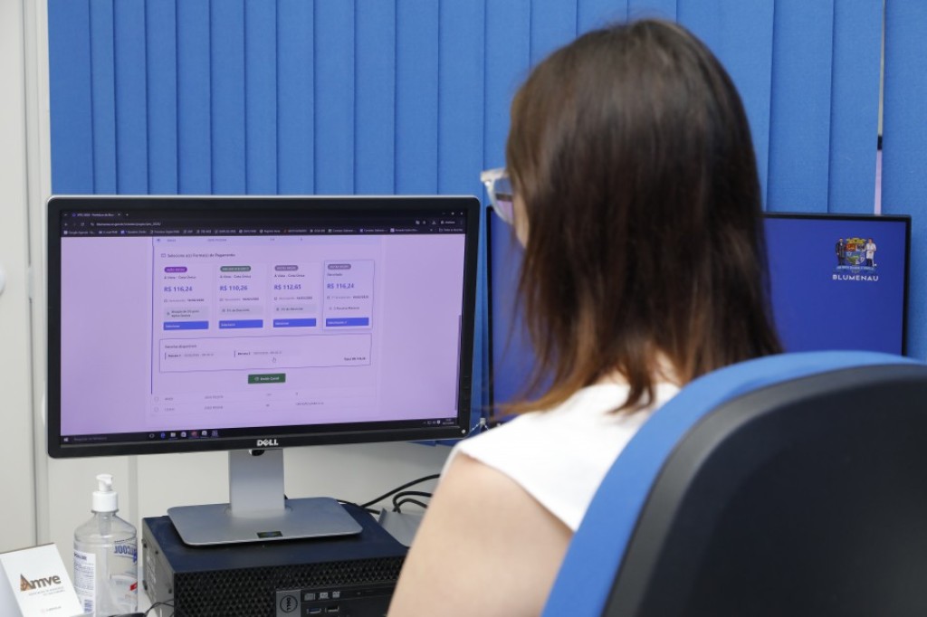 Contribuintes de Blumenau têm até terça-feira para pagar o IPTU com desconto