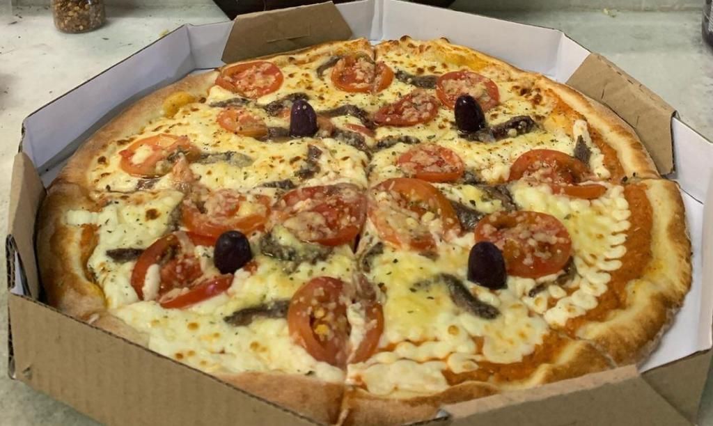 Benitta Pizzaria inaugura com promoção especial para clientes
